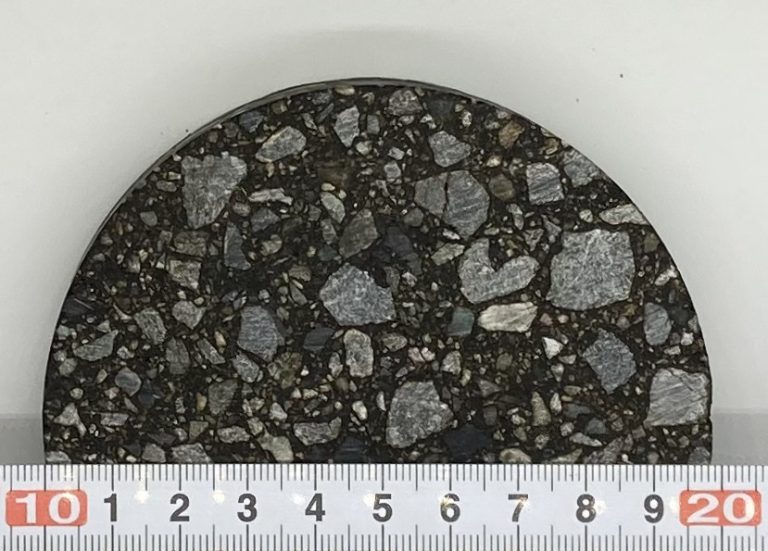 再生密粒度アスコン(13)