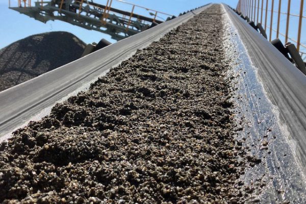 報徳石産／神川工場