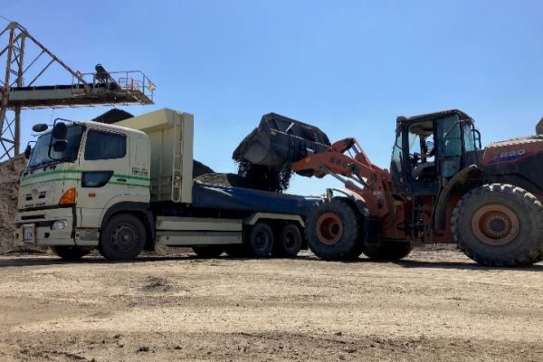報徳石産／神川工場